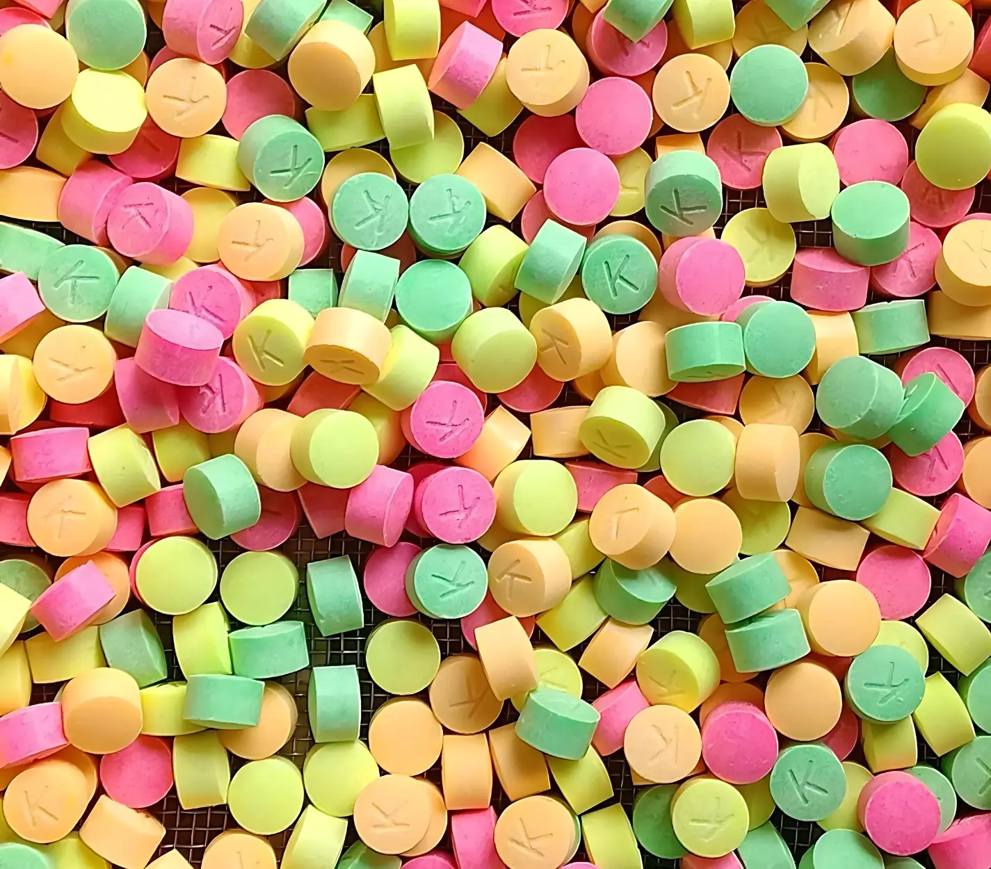 Color Naphthalene Balls